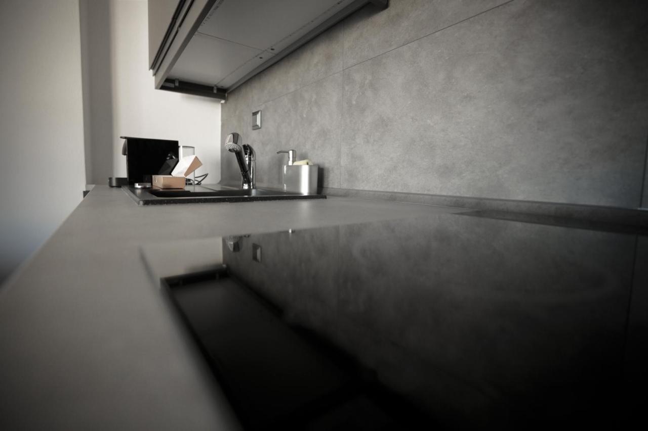 Modern 2 Bedroom Apartment Next To Metro - Marousi Афіни Екстер'єр фото